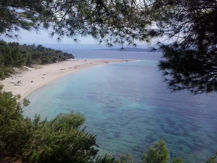 Apartmani Timon Bol Exterior foto
