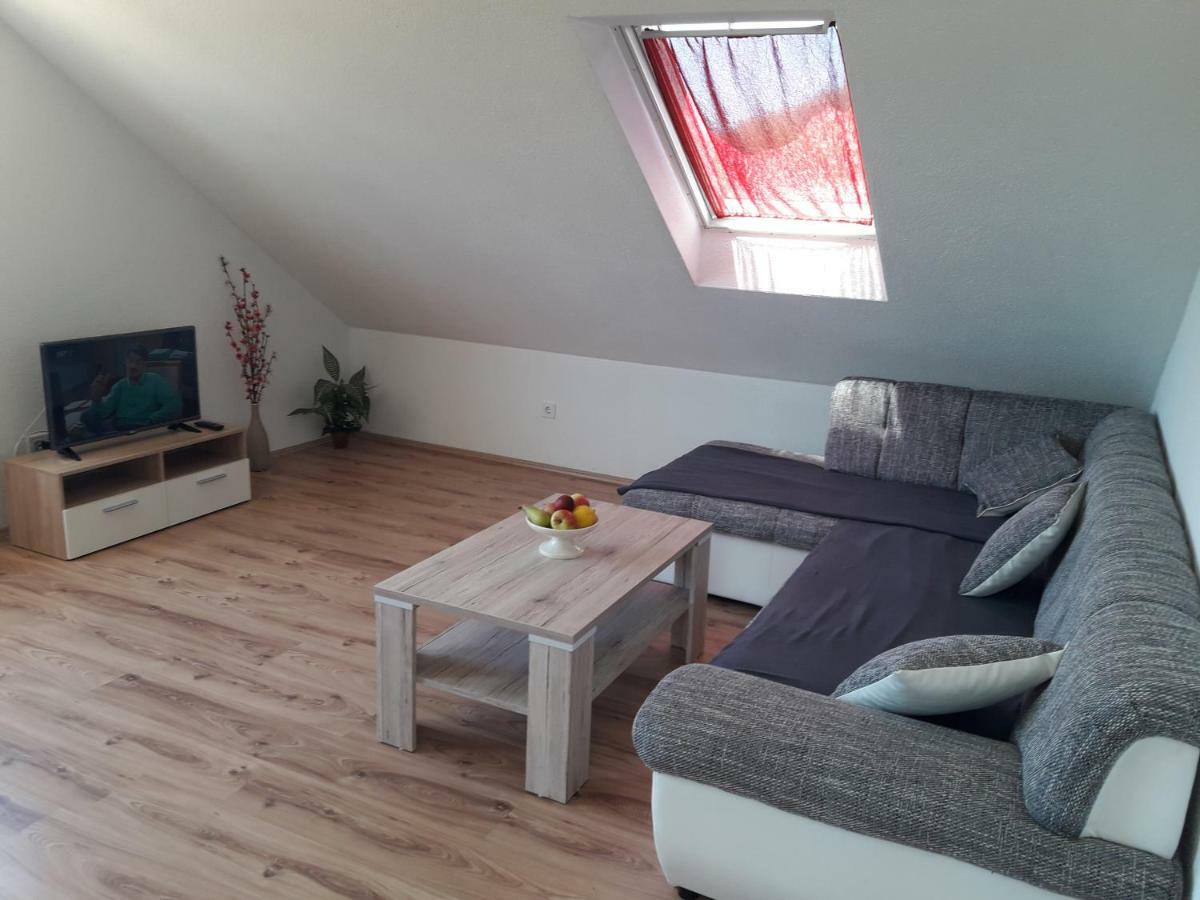 Apartmani Timon Bol Exterior foto