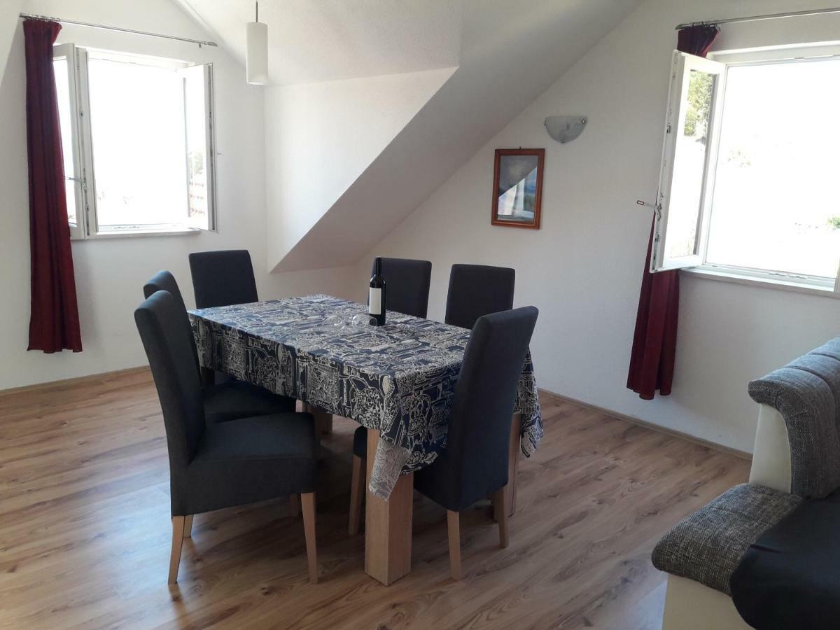 Apartmani Timon Bol Exterior foto